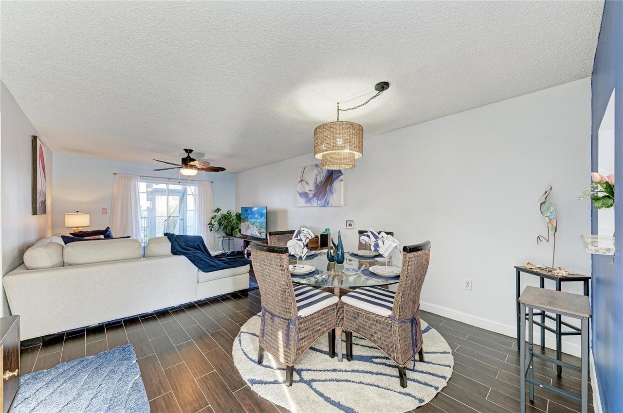 4514 3rd Street Circle W, Unit 327, Bradenton, FL 34207 Photo