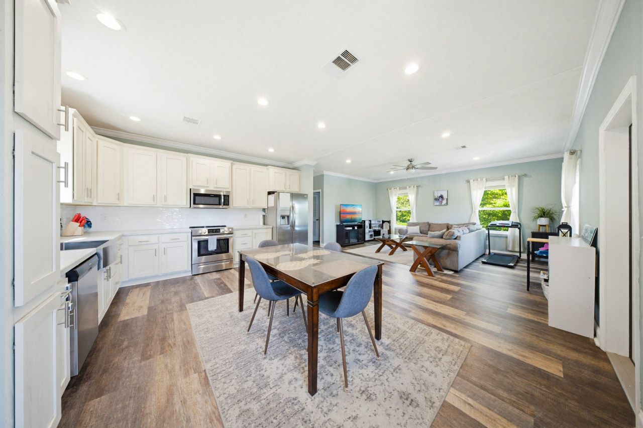 28151 Helen Avenue, Little Torch Key, FL 33042 Photo