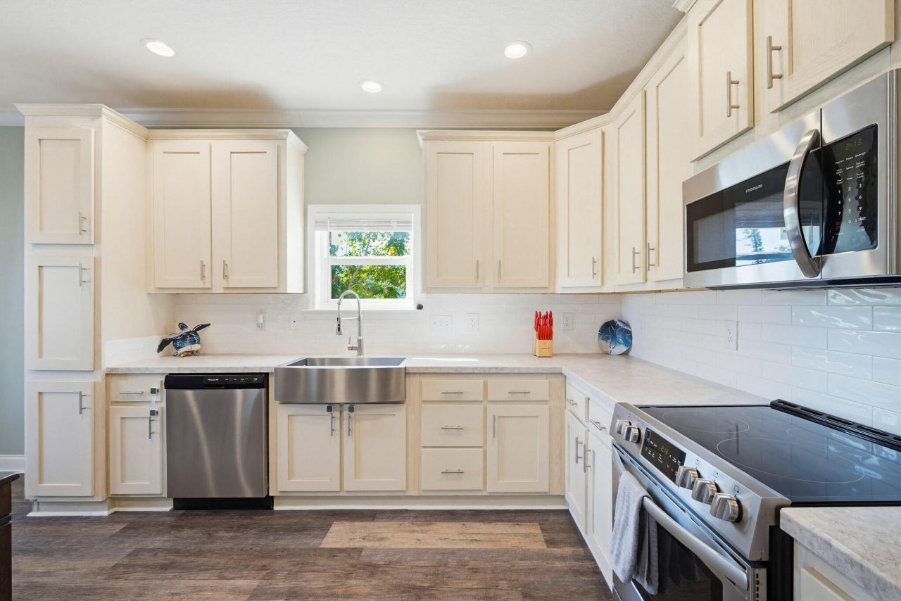 28151 Helen Avenue, Little Torch Key, FL 33042 Photo