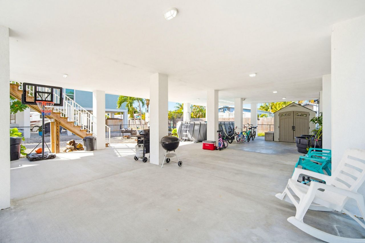 28151 Helen Avenue, Little Torch Key, FL 33042 Photo