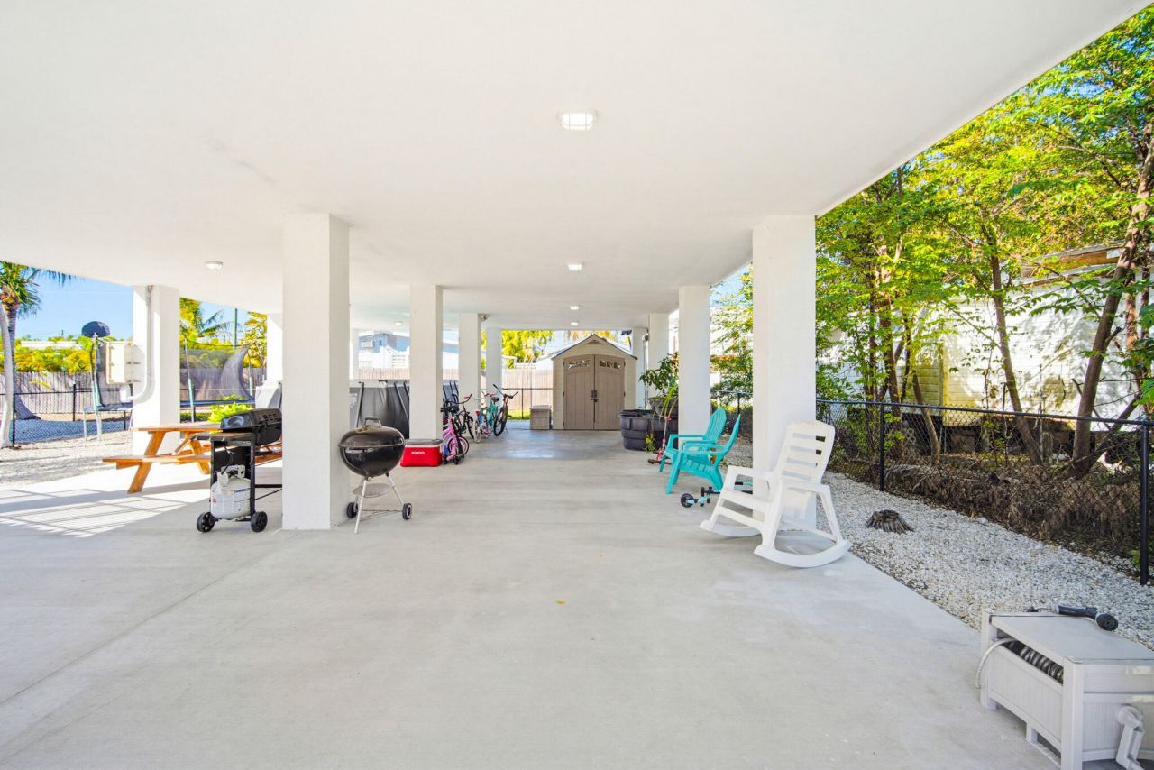 28151 Helen Avenue, Little Torch Key, FL 33042 Photo