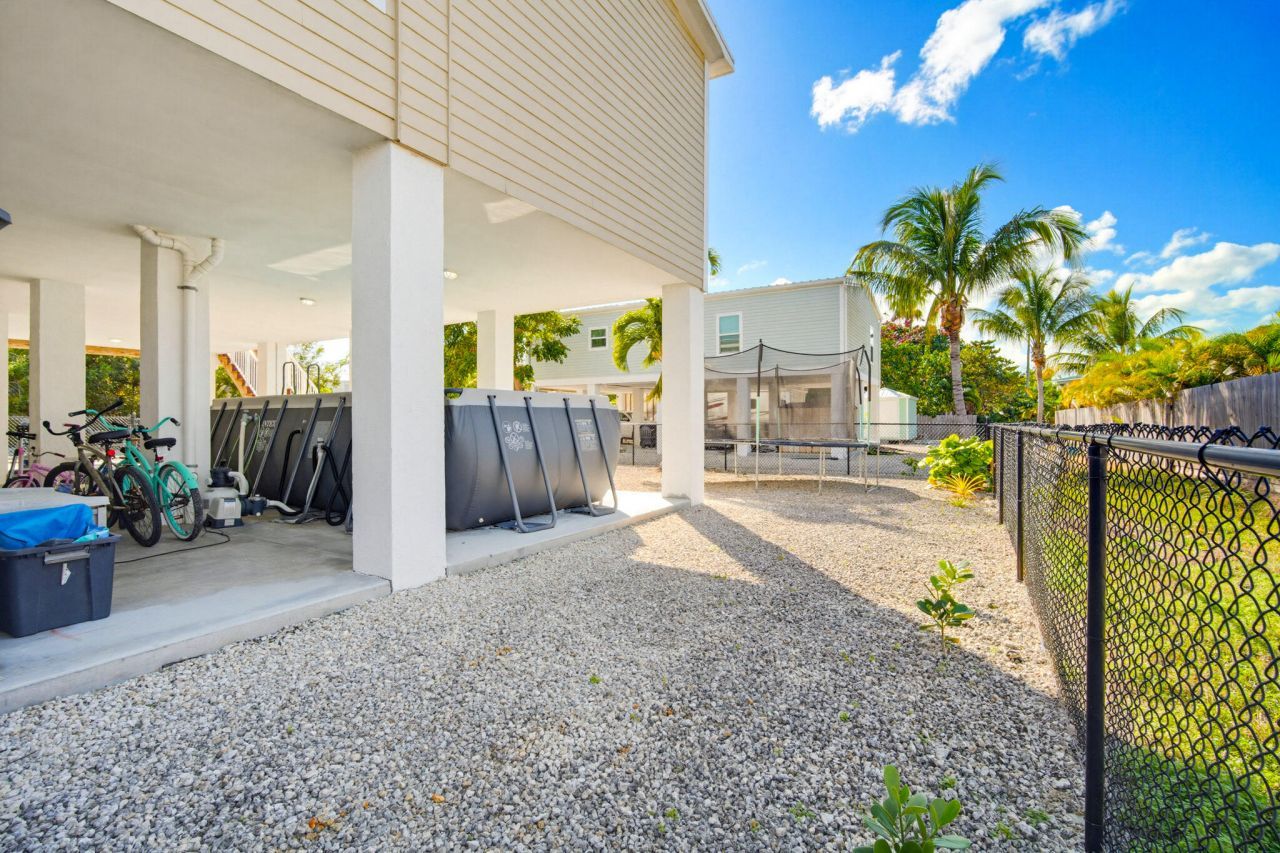 28151 Helen Avenue, Little Torch Key, FL 33042 Photo