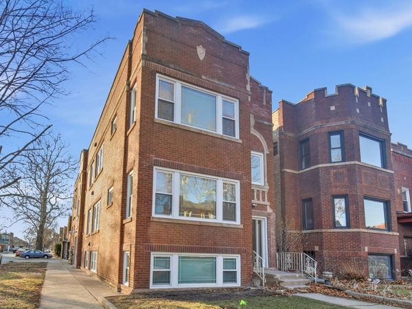 1942 Elmwood Avenue, Unit 2F, Berwyn, IL 60402