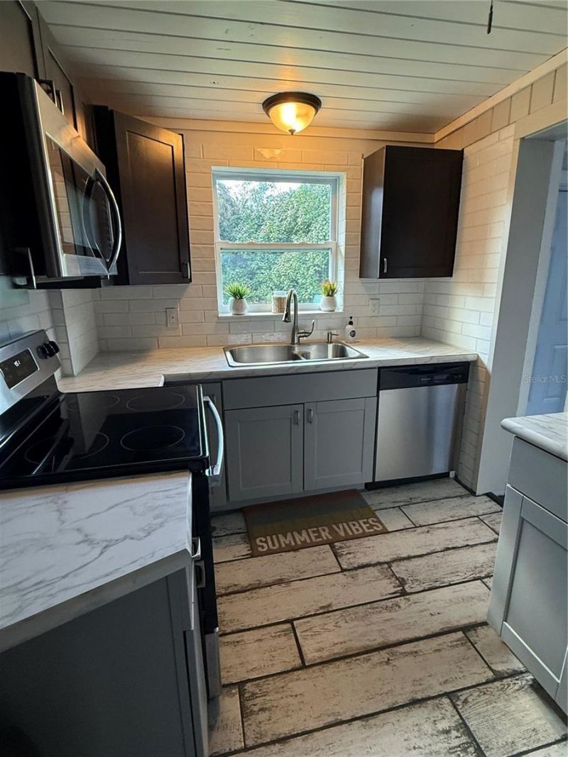 229 Darst Avenue, Punta Gorda, FL 33950 Photo