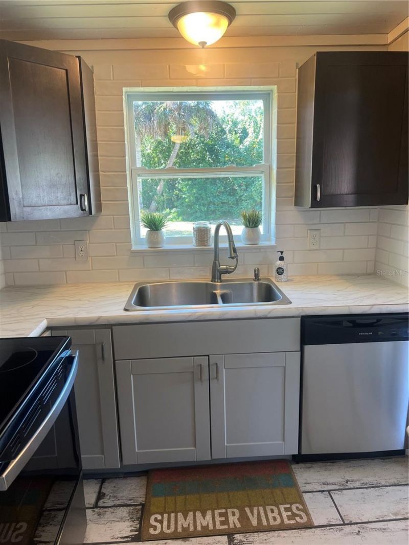 229 Darst Avenue, Punta Gorda, FL 33950 Photo