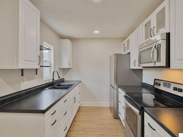 3305 N 38 Street, Omaha, NE 68111