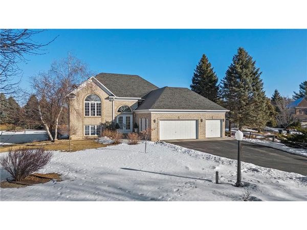 2001 Stonepine Avenue, Hudson, WI 54016