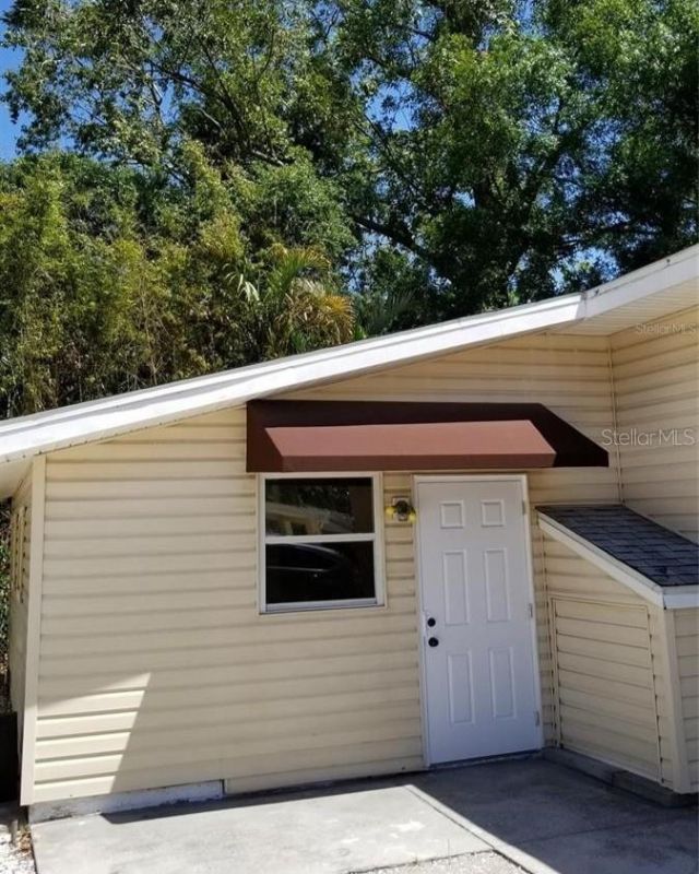 1712 12th Avenue W, Unit D, Bradenton, FL 34205 Photo