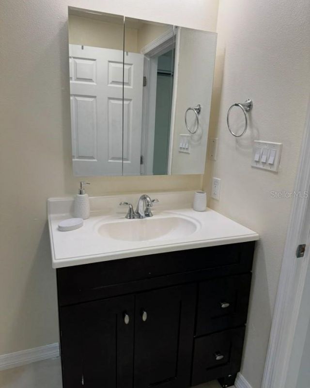 1712 12th Avenue W, Unit D, Bradenton, FL 34205 Photo