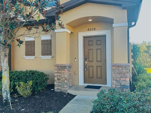 4208 FENNWOOD COURT, WESLEY CHAPEL, FL 33543