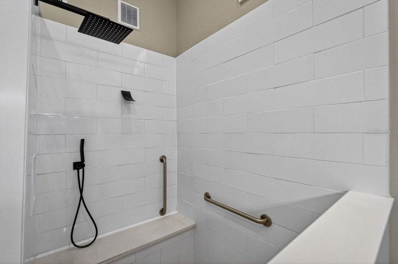 701 Pine Shores Circle, New Smyrna Beach, FL 32168 Photo