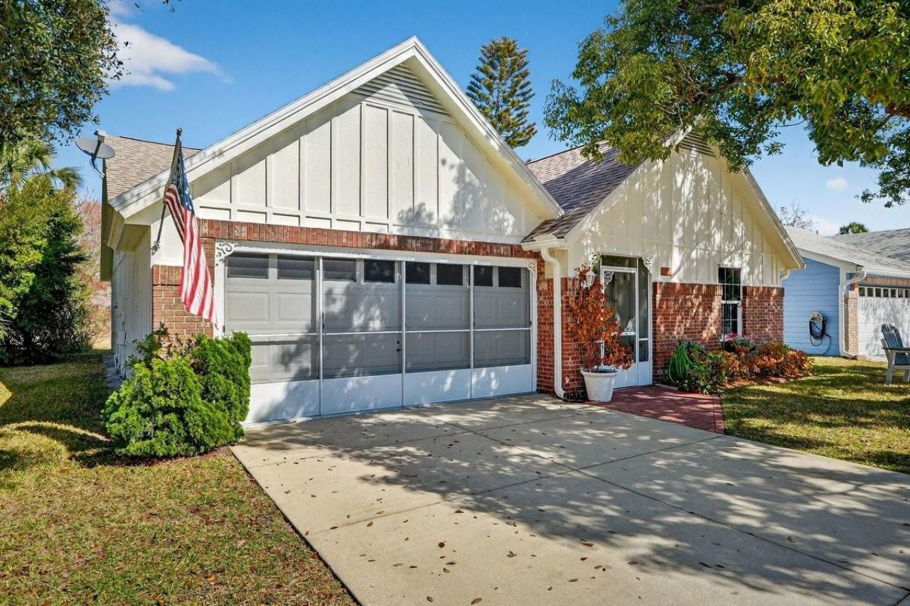 701 Pine Shores Circle, New Smyrna Beach, FL 32168 Photo