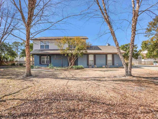 6099 Schofield Dr, Pensacola, FL 32506