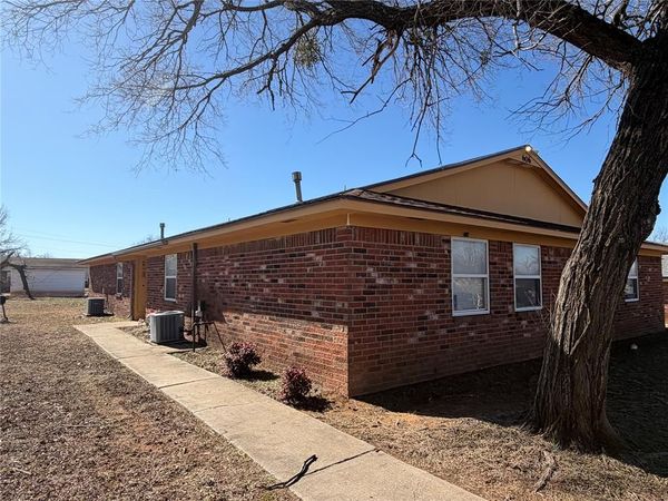 606 E Elizabeth Street, Tecumseh, OK 74873