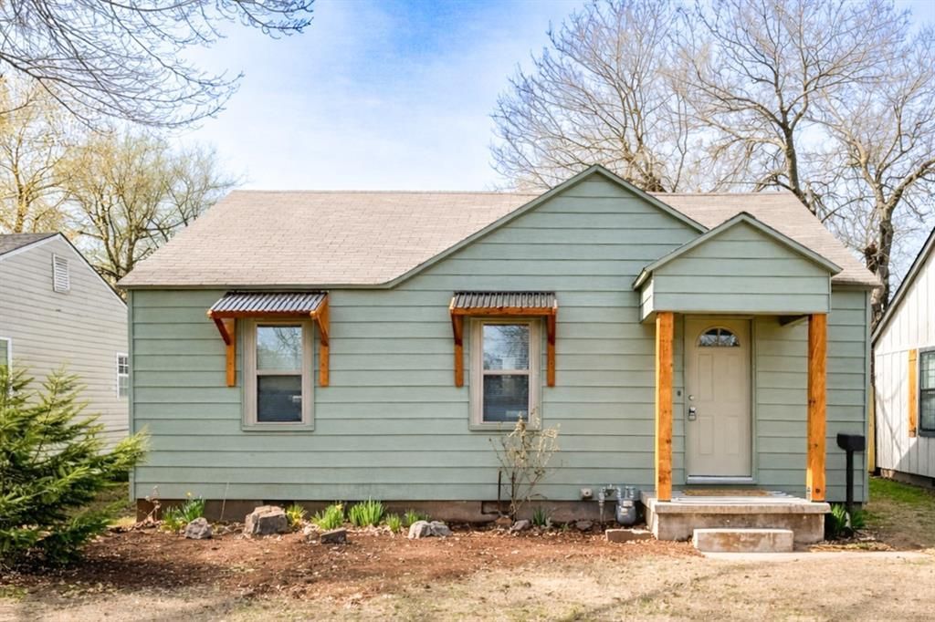 624 S 16th Street, Chickasha, OK 73018 Main Photo