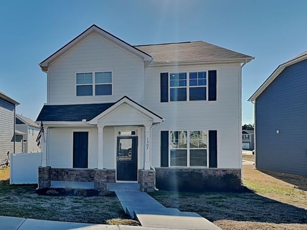 1507 Ashgrove Pl, Lebanon, TN 37087
