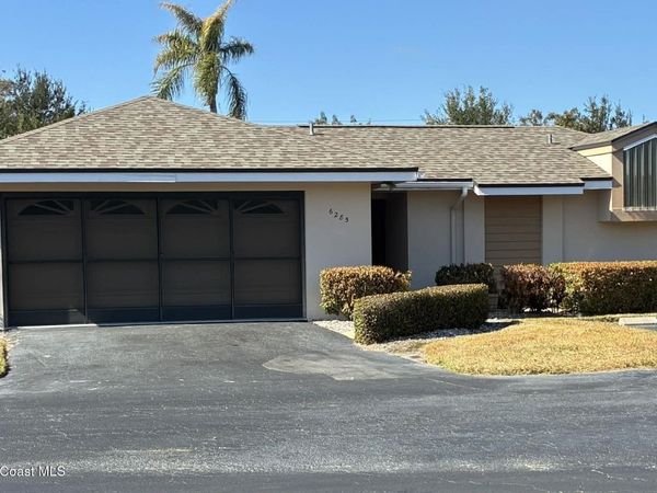 6285 N Mirror Lake Drive, Unit 6285, Sebastian, FL 32958