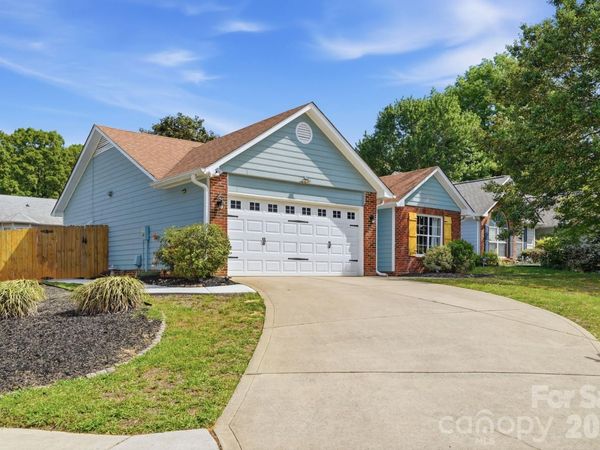 5908 Heathrow Court, Monroe, NC 28110