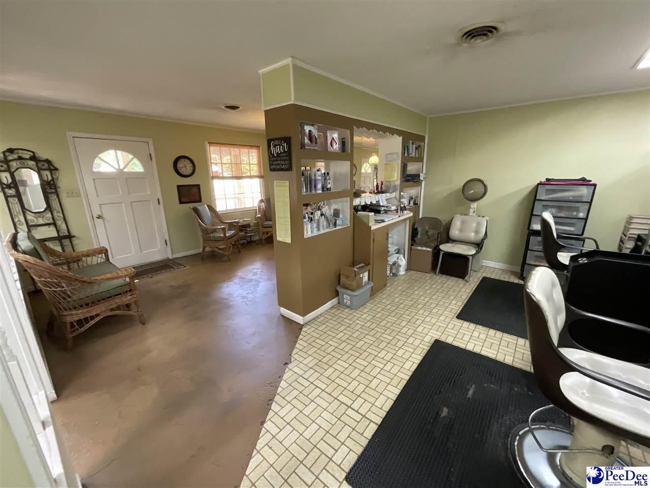 1609 Hemingway Highway Photo 12