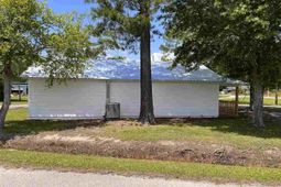 1609 Hemingway Highway photo 4