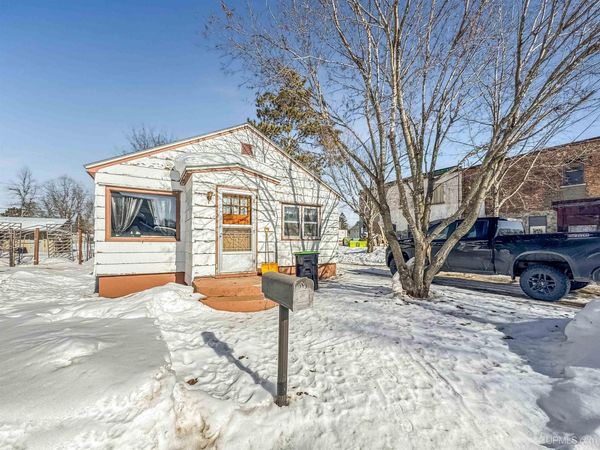 119 Diamond Street, Iron River, MI 49935