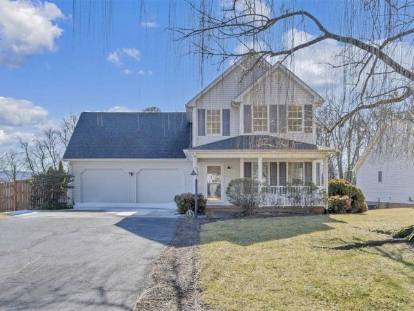 5873 Buckland Mill RD, Roanoke, VA 24019