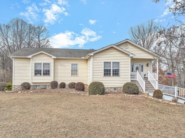 1615 Morewood RD, Hardy, VA 24101