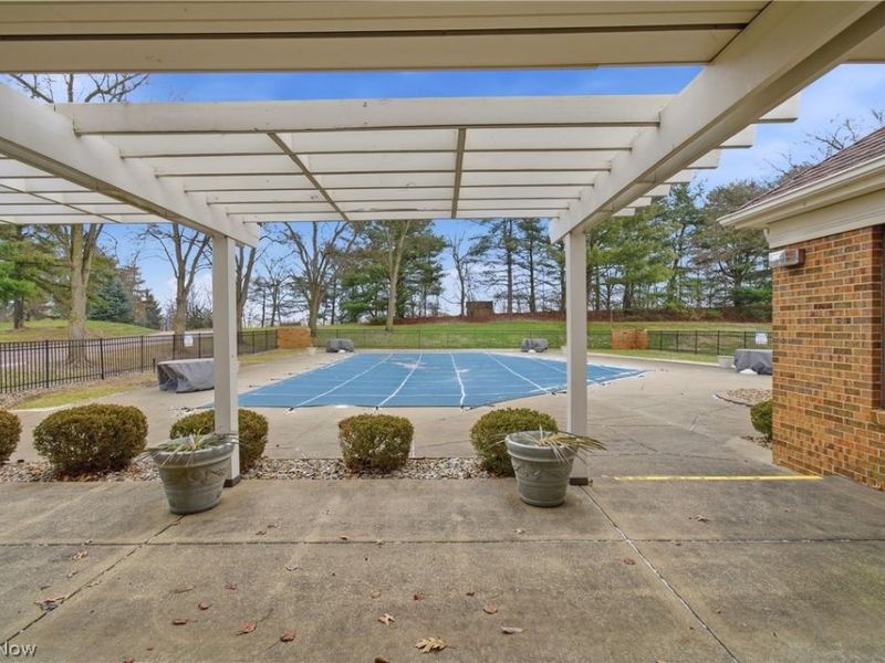 4557 Saint James Circle NW, Canton, OH 44708 Photo 14