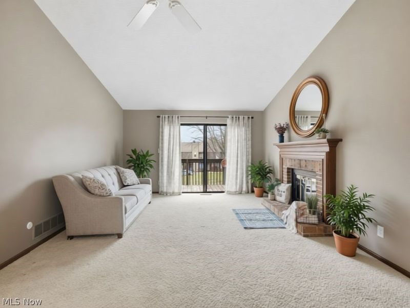 4557 Saint James Circle NW, Canton, OH 44708 Photo 2