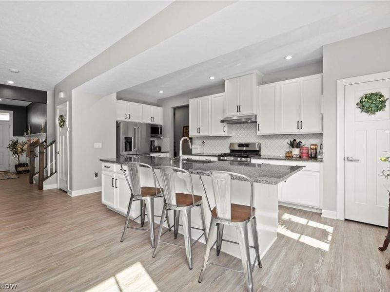 36675 Gladstone Mill Drive, North Ridgeville, OH 44039 Photo 12