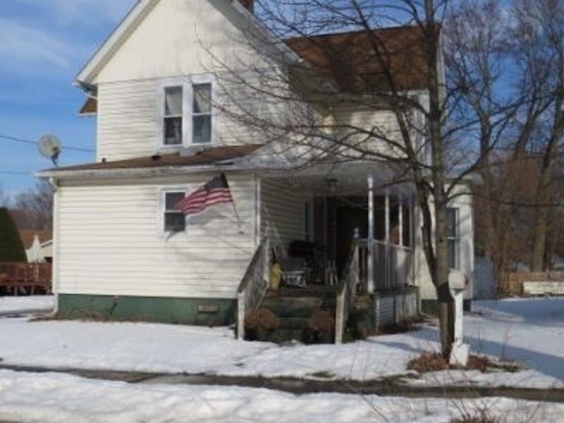 238 Whitney Street, Conneaut, OH 44030 Photo 1