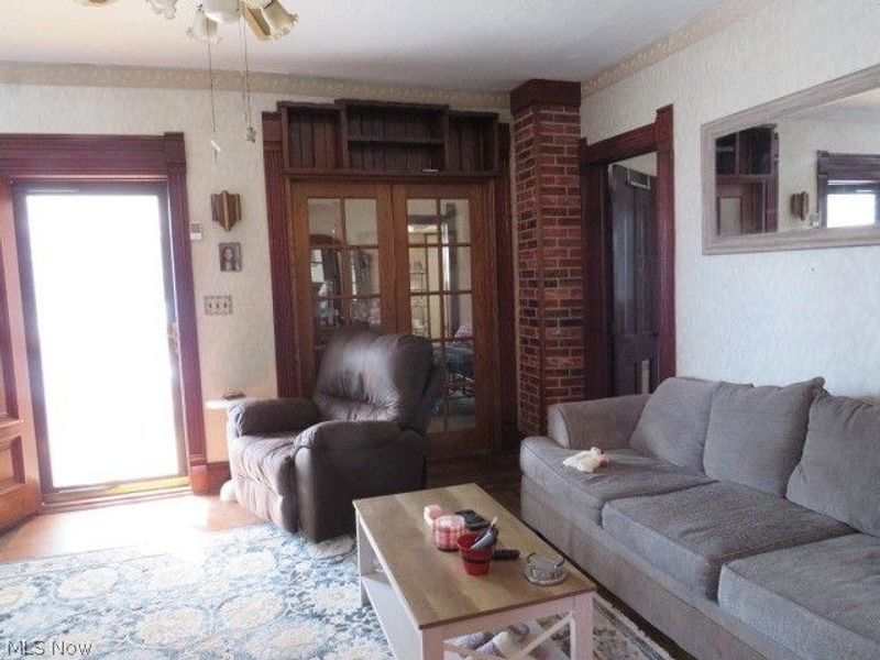 238 Whitney Street, Conneaut, OH 44030 Photo 12