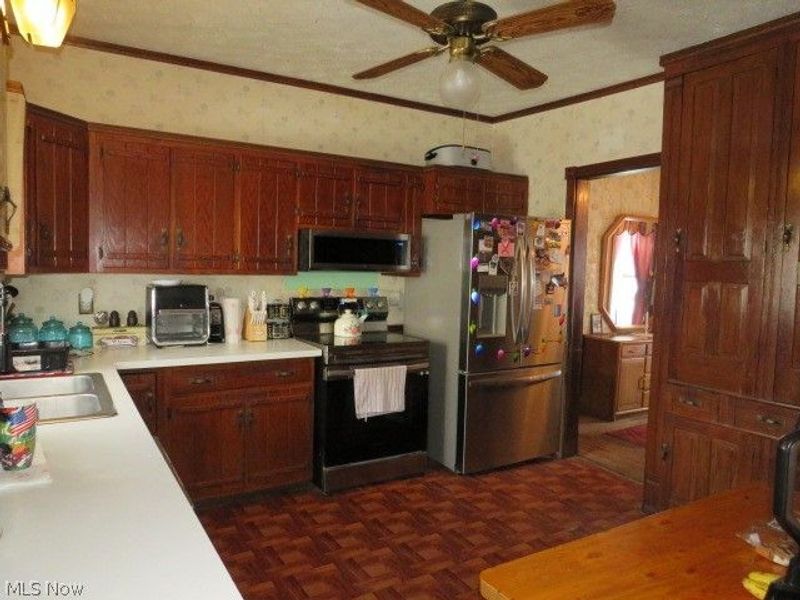 238 Whitney Street, Conneaut, OH 44030 Photo 17