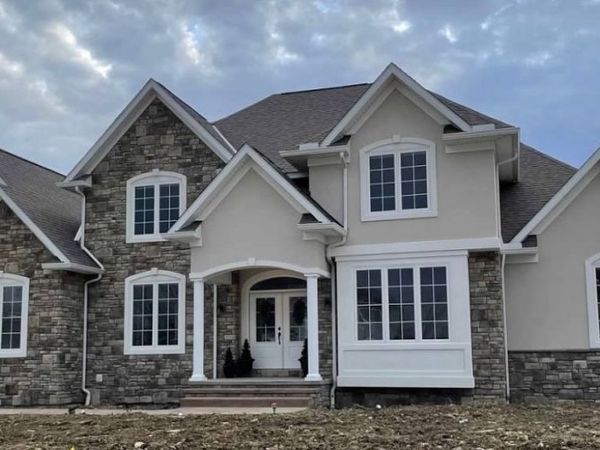 346 Glasgow Drive, Cleveland, OH 44143