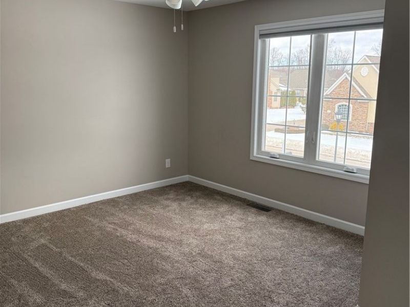 346 Glasgow Drive, Cleveland, OH 44143 Photo 24