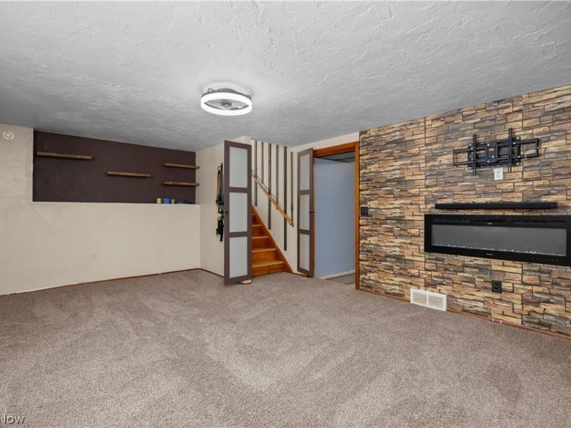 757 W Martin Avenue, Amherst, OH 44001 Photo 31