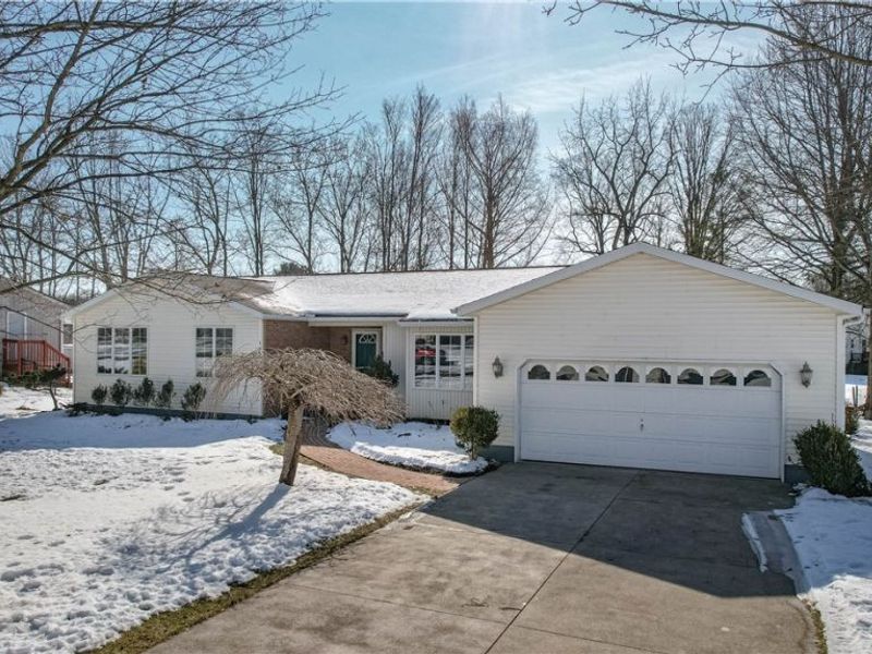 105 Pin Oak Trail, Seville, OH 44273 Photo 1