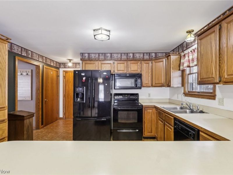 9491 State Street, Kinsman, OH 44428 Photo 14