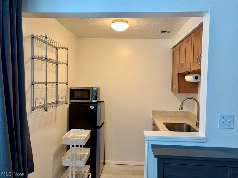 10301 Lake Avenue, Unit 408, Cleveland, OH 44102 Photo 15