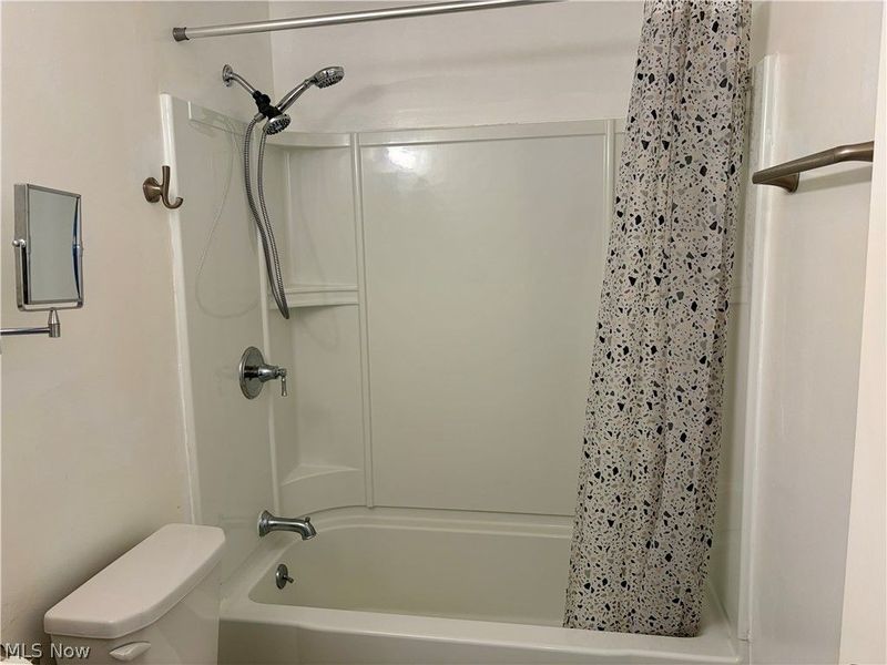 10301 Lake Avenue, Unit 408, Cleveland, OH 44102 Photo 17