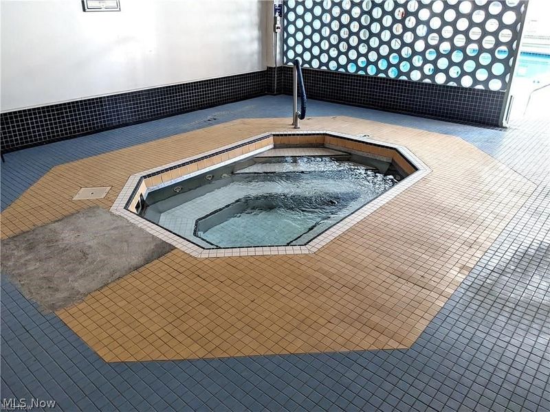 10301 Lake Avenue, Unit 408, Cleveland, OH 44102 Photo 24