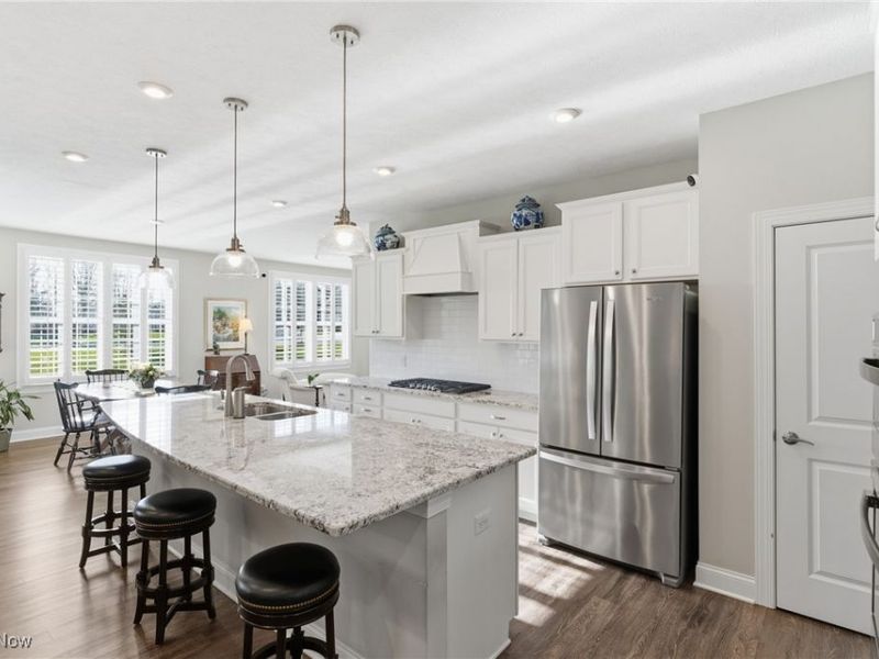 106 Brighton Drive, Aurora, OH 44202 Photo 2