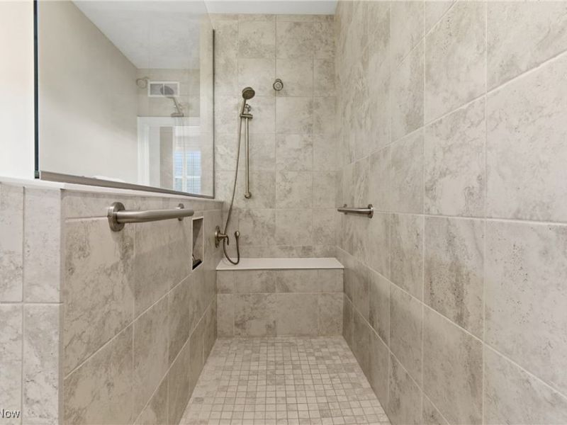 106 Brighton Drive, Aurora, OH 44202 Photo 24