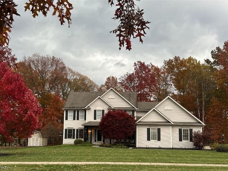 264 Hillbrook Drive, Cuyahoga Falls, OH 44223 Photo 1