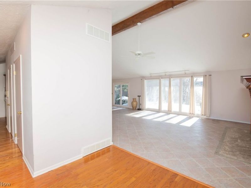 290-21 Hawthorne Drive, Aurora, OH 44202 Photo 11