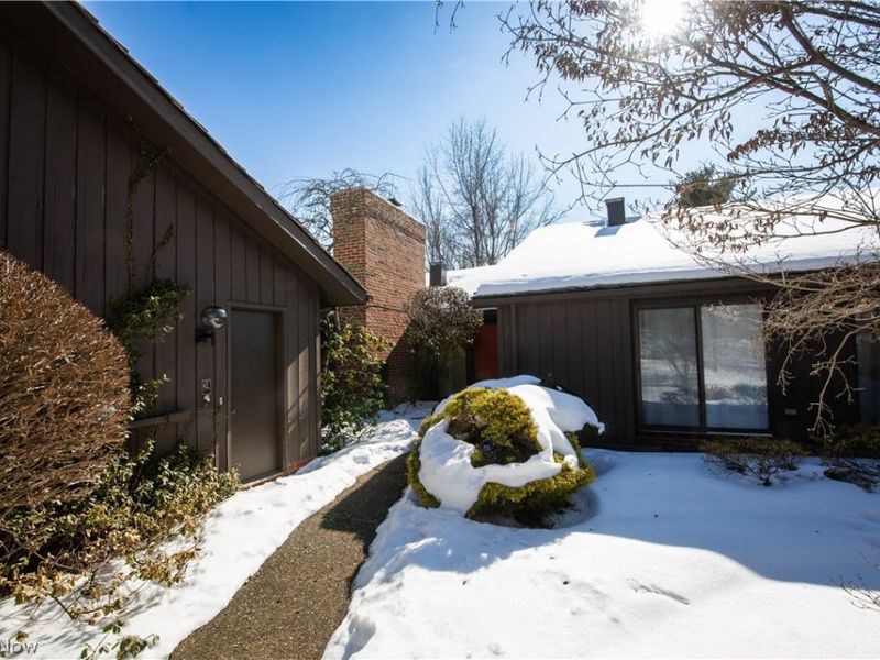 290-21 Hawthorne Drive, Aurora, OH 44202 Photo 7