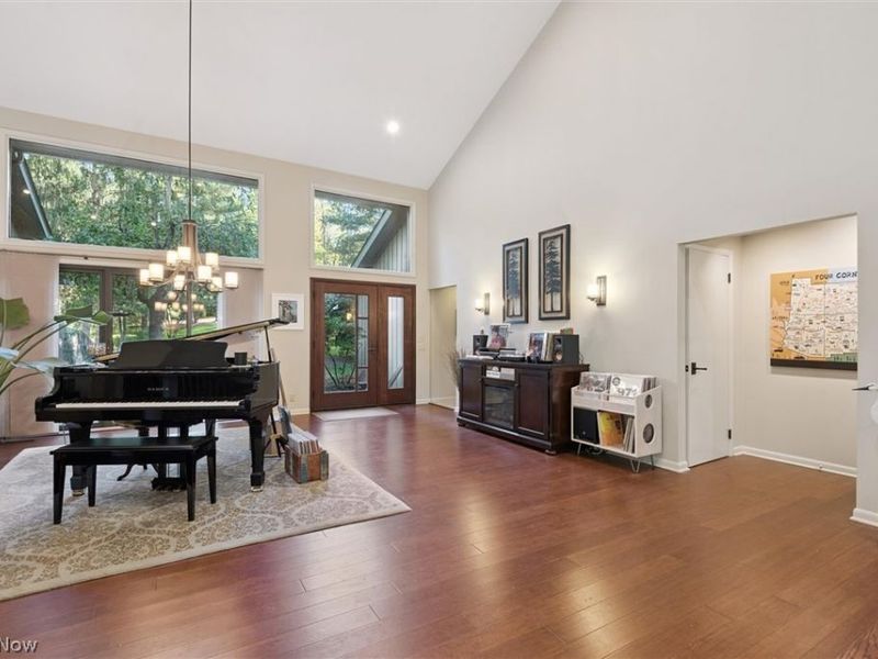 471-10 Antler Point, Aurora, OH 44202 Photo 6