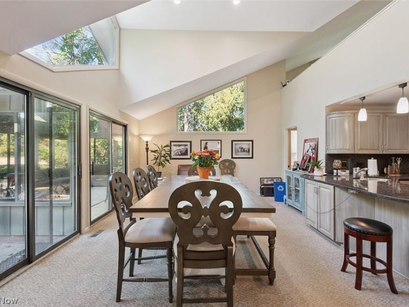 471-10 Antler Point, Aurora, OH 44202 Photo 9