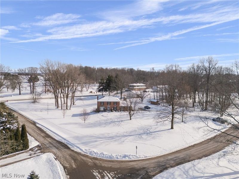 11585 El Dorado Circle NE, Hartville, OH 44632 Photo 3