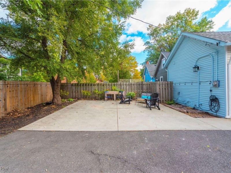 4300 Fulton Court, Cleveland, OH 44113 Photo 30